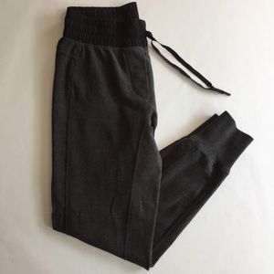 Lululemon happy yin year sweatpants